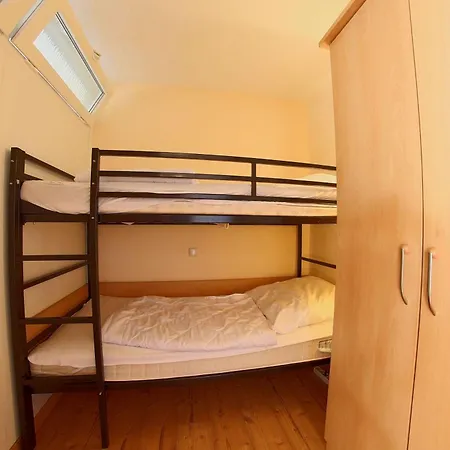 Apartment 518
